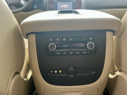 Used 2012 Chevrolet Tahoe LTZ image 22