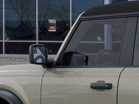 New 2025 Ford Bronco 4-Door AWD/4WD image 22