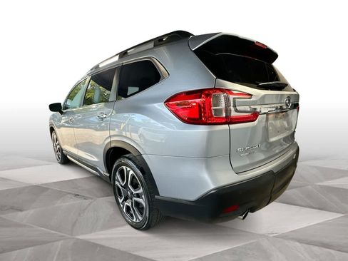Used 2023 Subaru Ascent Touring AWD/4WD image 6