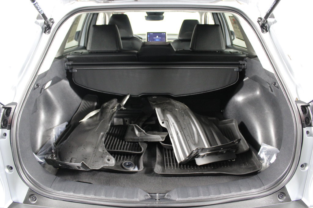 Used 2026 Toyota Corolla Cross XLE AWD/4WD image 16