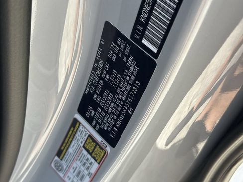 New 2026 Kia Carnival SX FWD image 32