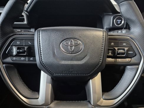 New 2025 Toyota 4Runner 4WD image 24