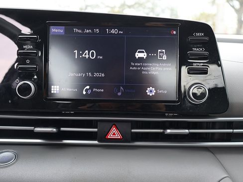 Used 2022 Hyundai Elantra SEL w/ Convenience Package image 42