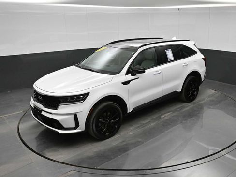 Used 2023 Kia Sorento SX AWD/4WD image 27