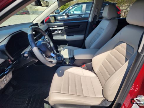 Used 2024 Honda CR-V EX-L image 11