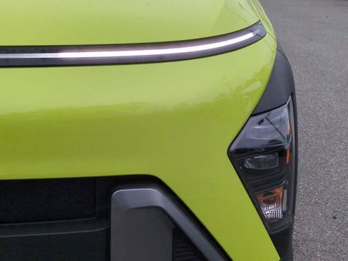 Certified 2024 Hyundai Kona SE FWD image 10