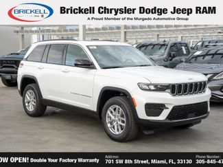 New 2025 Jeep Grand Cherokee Laredo video 3