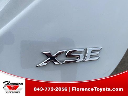 Used 2023 Toyota Camry XSE FWD image 14