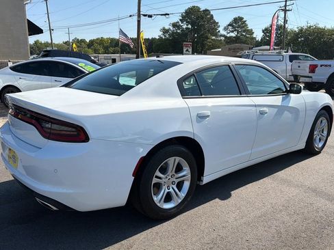 Used 2022 Dodge Charger SXT RWD image 5