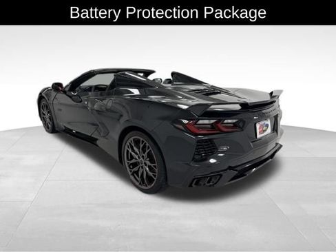 Certified 2023 Chevrolet Corvette Stingray Premium Conv w/ Z51 Performance Package RWD image 7
