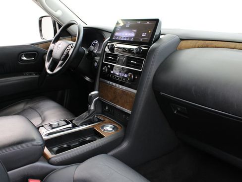 Used 2023 Nissan Armada SL RWD image 28