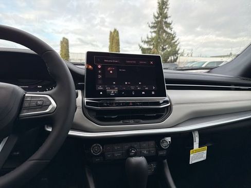 New 2026 Jeep Compass Limited image 13