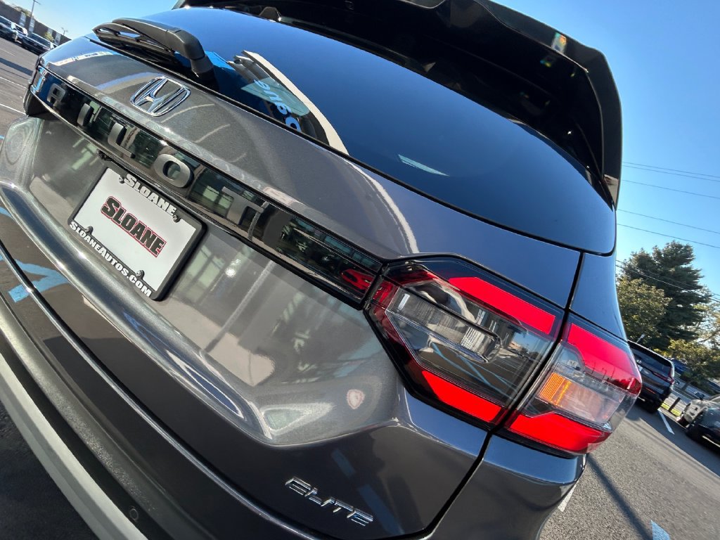 Used 2025 Honda Pilot Elite image 20