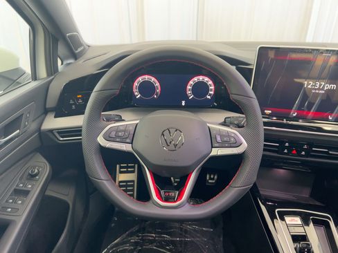 New 2026 Volkswagen Golf SE image 23