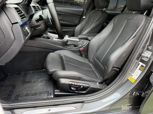 Used 2013 BMW 335i Sedan RWD image 12