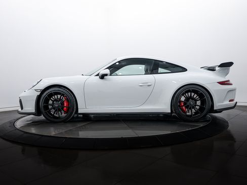 Certified 2018 Porsche 911 GT3 image 2