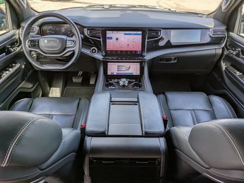 Used 2024 Jeep Grand Wagoneer Series II Obsidian w/ Quick Order Packagew 28T AWD/4WD image 18
