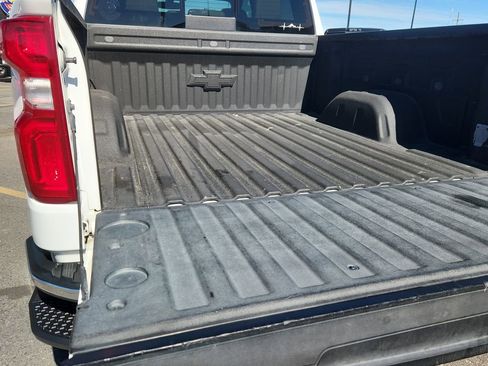 Used 2021 Chevrolet Silverado 1500 LTZ image 13