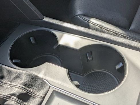 Used 2021 Volkswagen Atlas SE image 16