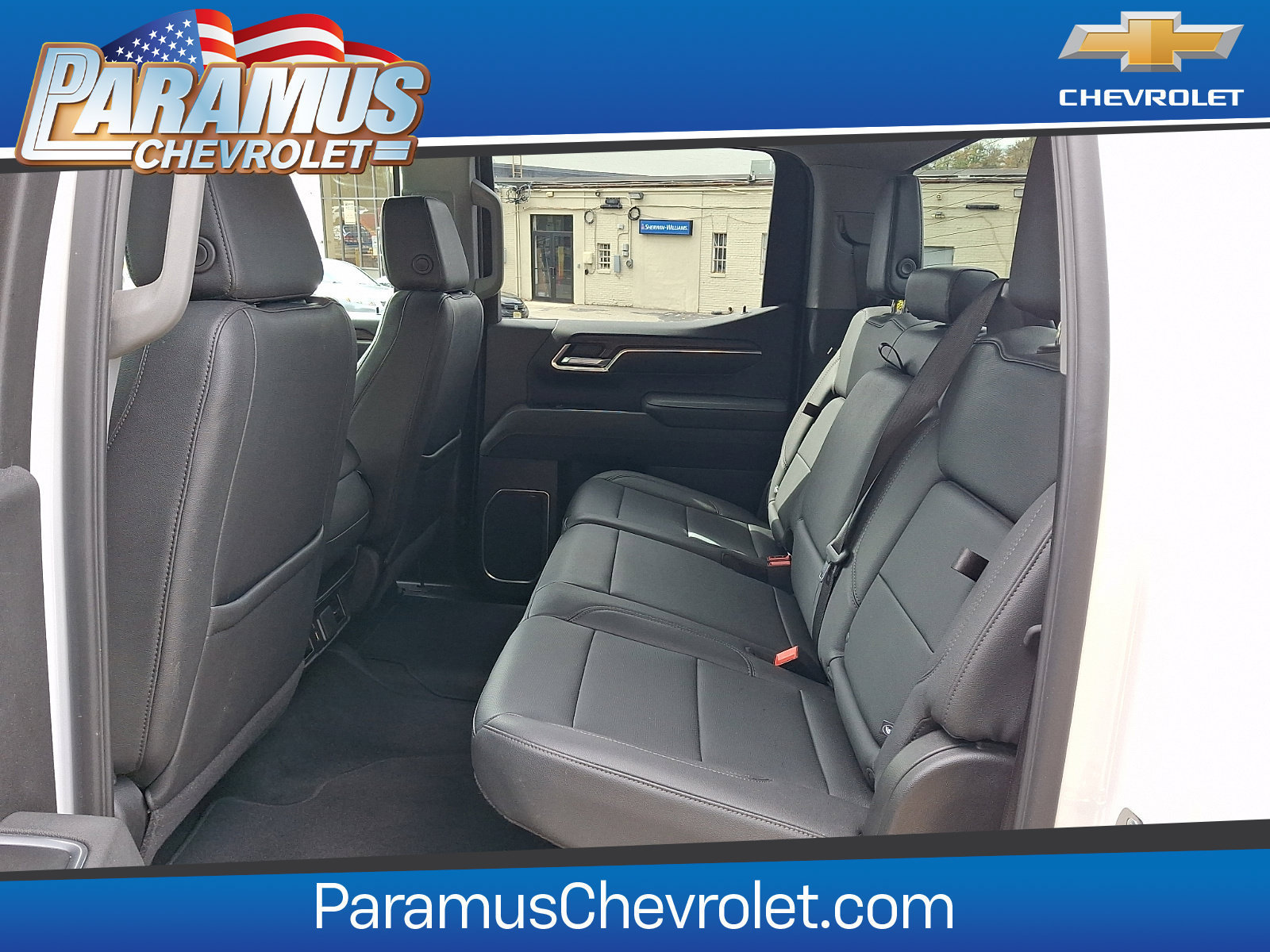 Used 2026 GMC Sierra 1500 SLT AWD/4WD image 10