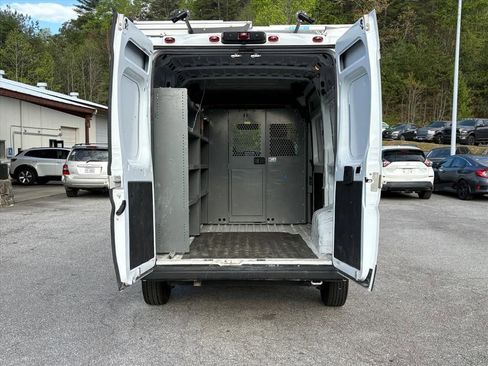 Used 2024 RAM ProMaster 2500 FWD image 21