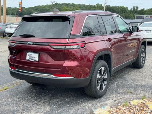 Used 2024 Jeep Grand Cherokee Limited 4xe AWD/4WD image 4