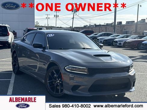 Used 2023 Dodge Charger R/T w/ Blacktop Package image 1