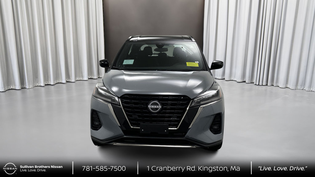 Certified 2024 Nissan Kicks SR FWD image 2
