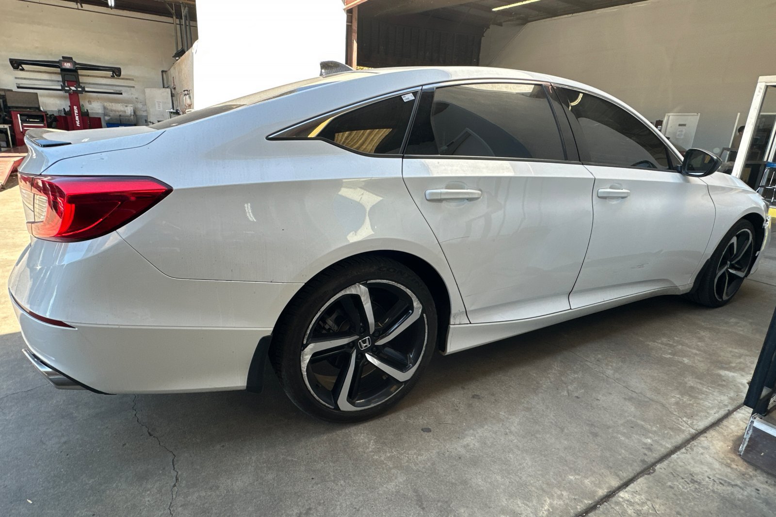 Used 2022 Honda Accord Sport image 3