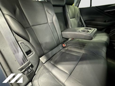 Used 2024 Subaru Outback Limited AWD/4WD image 31