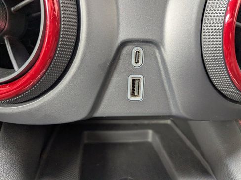 Certified 2025 Chevrolet Blazer RS image 18