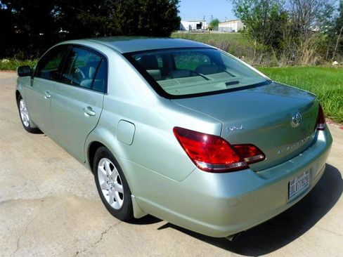 Used 2007 Toyota Avalon XL FWD image 12