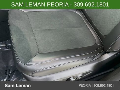 New 2025 Jeep Grand Cherokee L Altitude image 18