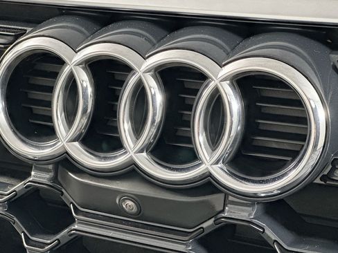 Used 2023 Audi Q5 2.0T Premium Plus w/ Premium Plus Package AWD/4WD image 15