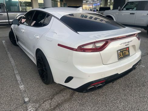 Used 2018 Kia Stinger GT1 image 6