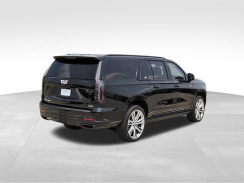 New 2026 Cadillac Escalade ESV Sport w/ Touring Package AWD/4WD image 4