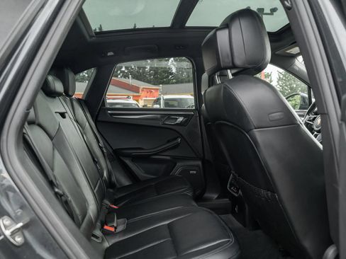 Used 2017 Porsche Macan S AWD/4WD image 12