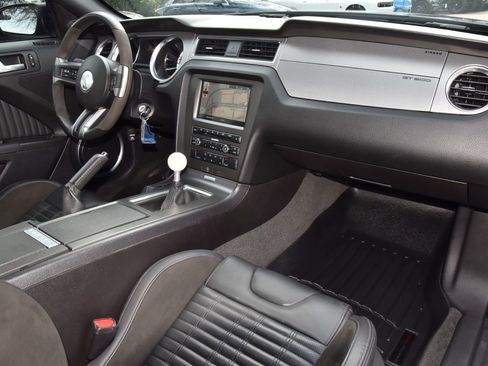 Used 2013 Ford Mustang Shelby GT500 image 18