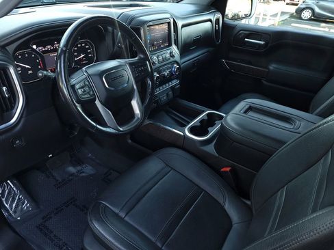 Used 2022 GMC Sierra 1500 Denali w/ Denali Premium Package image 12