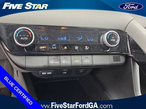 Used 2025 Hyundai Elantra Hybrid FWD image 19