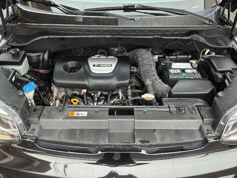 Used 2019 Kia Soul ! image 24