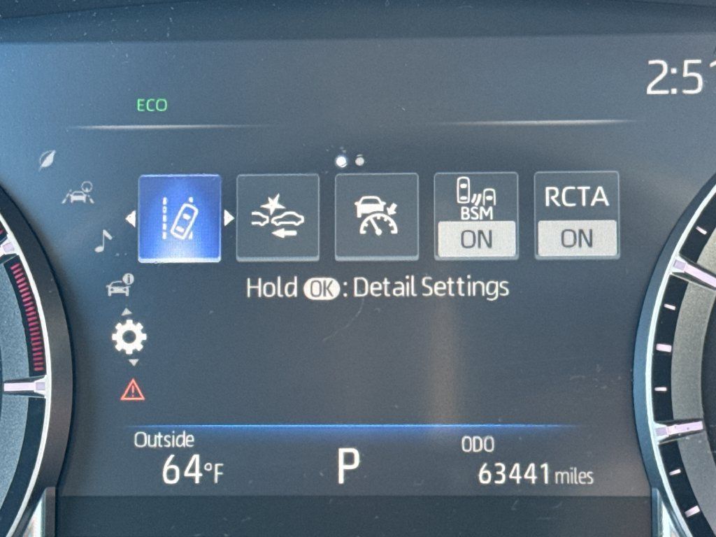 Used 2023 Toyota Highlander XLE AWD/4WD image 20