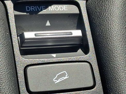 Used 2024 Honda HR-V LX image 22