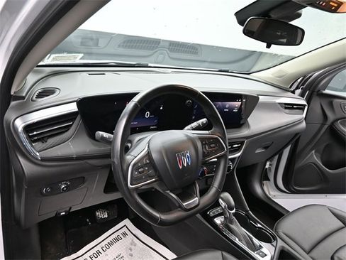 Used 2024 Buick Encore GX Sport Touring image 13
