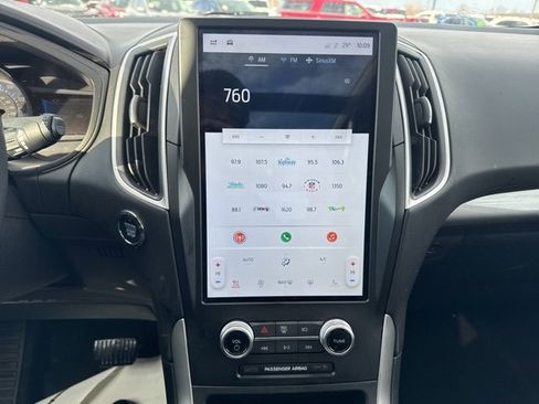 Used 2024 Ford Edge SEL w/ Convenience Package image 32