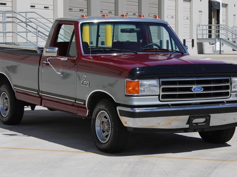 Used 1990 Ford F150 2WD Regular Cab image 3