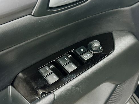 Used 2025 MAZDA CX-5 AWD 2.5 S w/ Select Package image 15