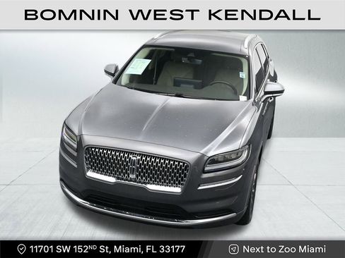 Used 2023 Lincoln Nautilus AWD w/ Premium Package image 19