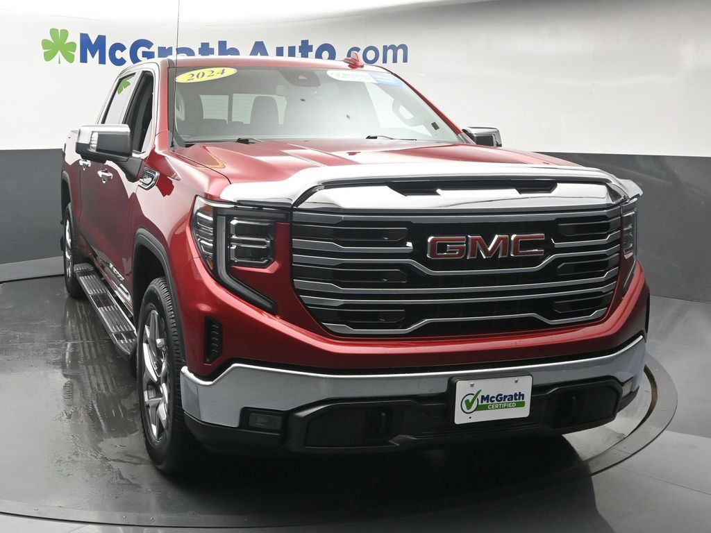 Used 2024 GMC Sierra 1500 SLT w/ SLT Premium Package AWD/4WD image 5