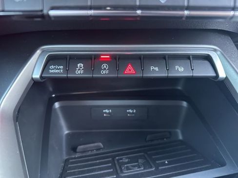 Used 2023 Audi A3 2.0T Premium image 35